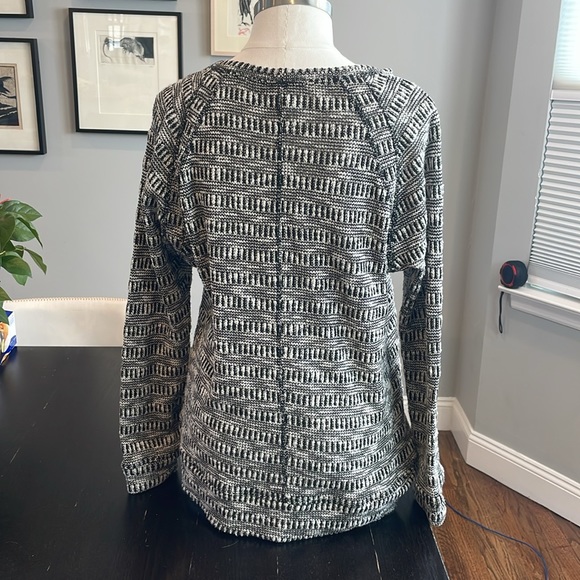 Kut from the Kloth Pullover Black/White Sweater Size XL - Picture 13 of 13